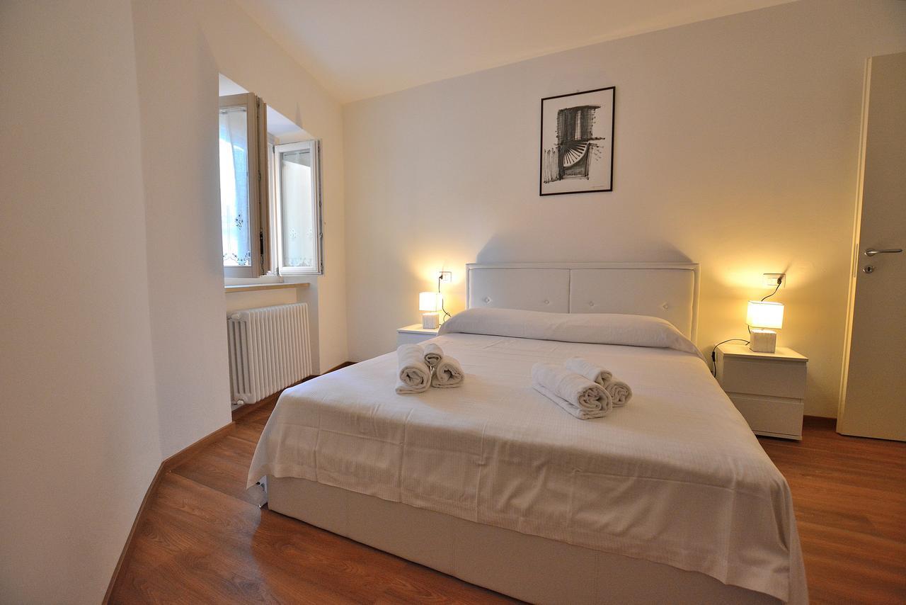 Apartment Del Pescatore 토리델베나코 외부 사진